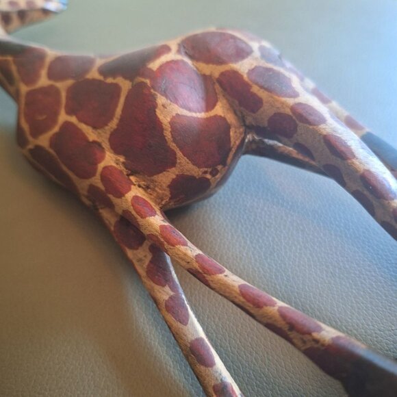 Giraffe Carved Wooden Statue Kenya African Safari Animal - Picture 3 of 7